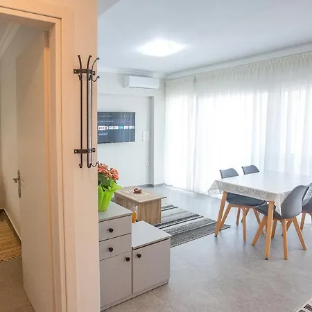 Ferienwohnung Natalia Peramos Néa Péramos Exterior foto